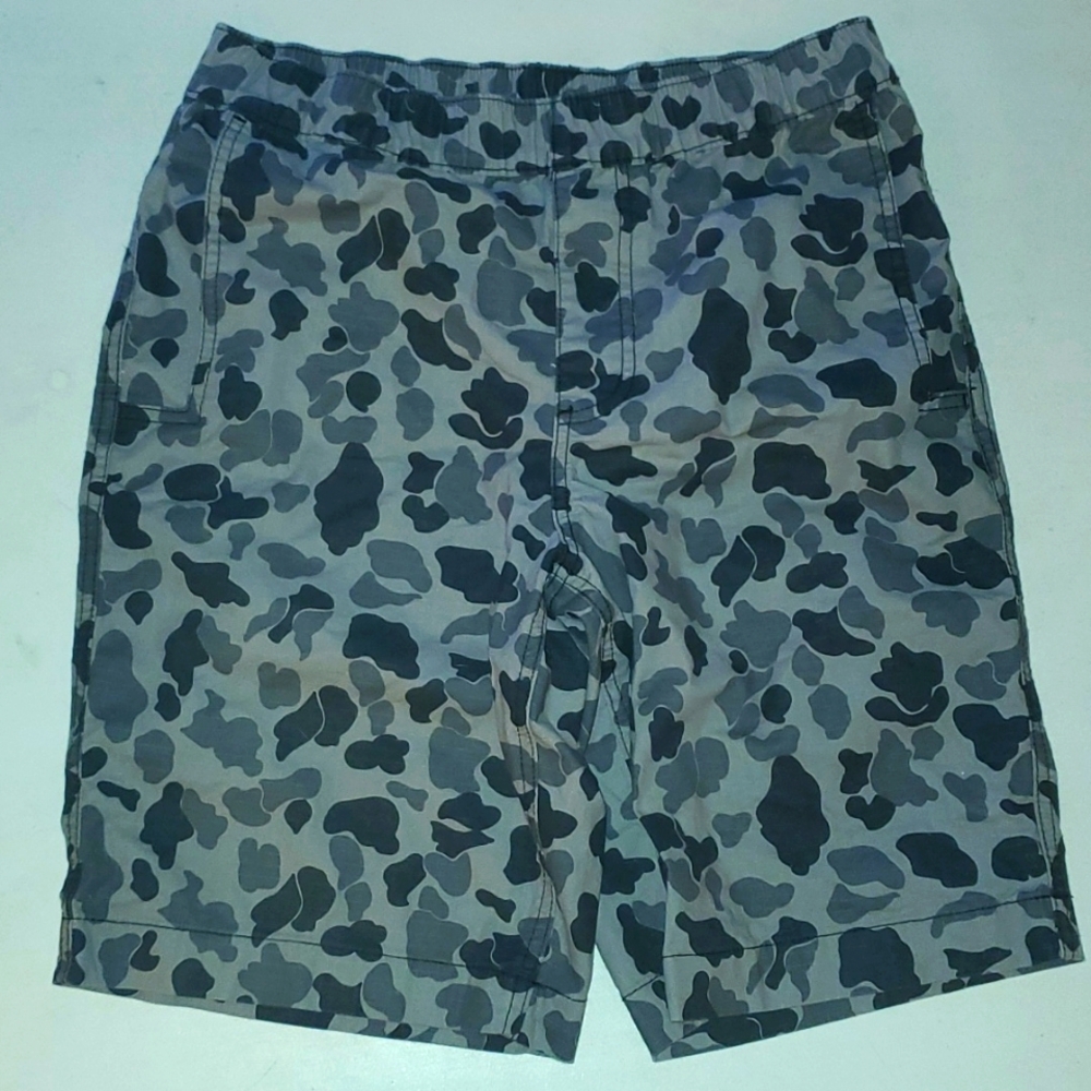 Carhartt Boy's Black/Gray Camo Shorts Size 16